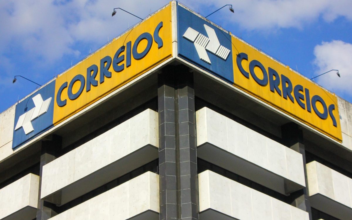 Correios negociam empréstimo de R$ 20 bilhões para recuperar caixa e retomar equilíbrio financeiro