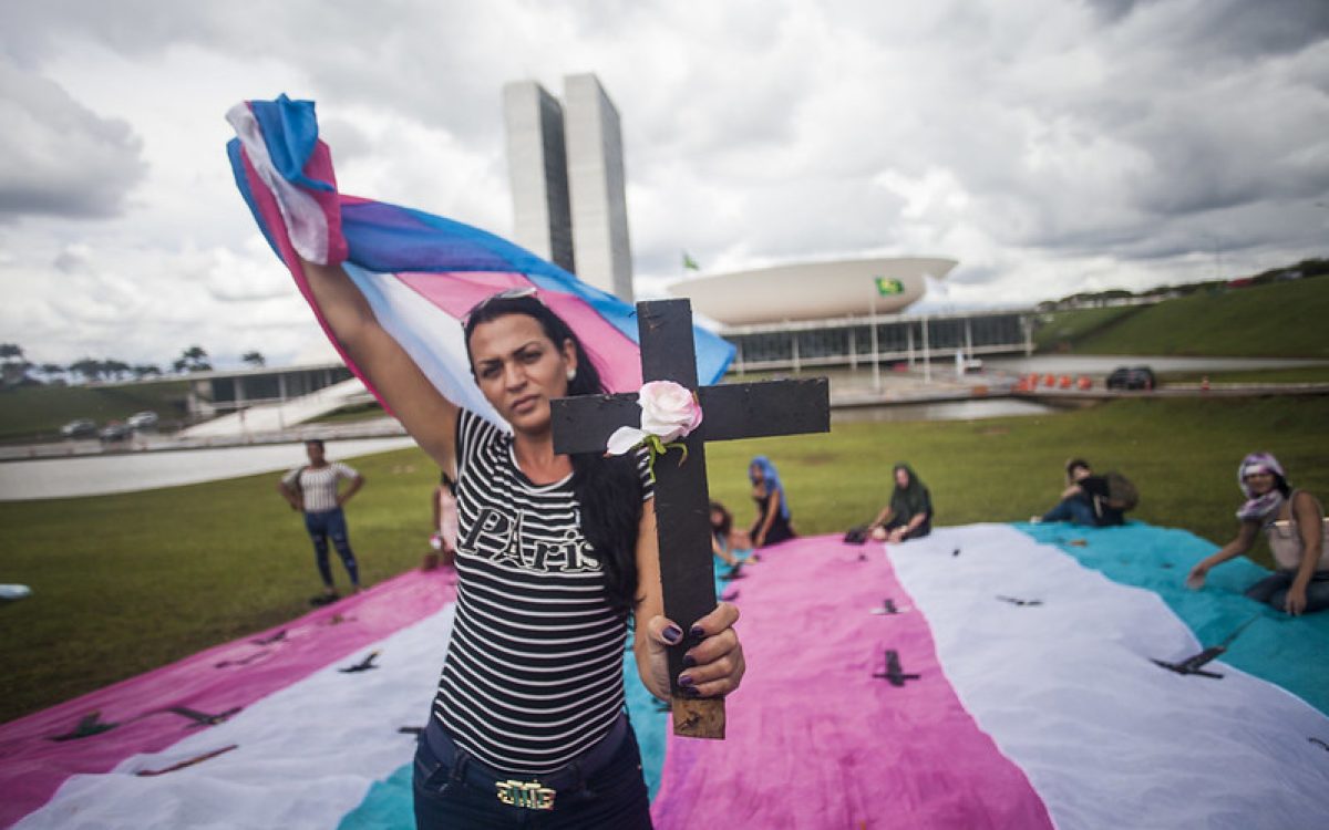 Aos tradicionalistas, um aviso: mulheres trans não são uma ameaça