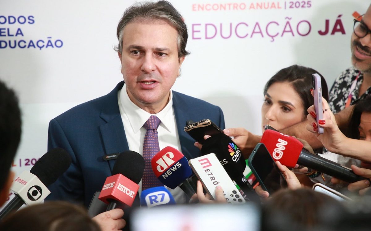 Sem acordo, MEC deve reajustar piso do magistério em R$ 18, valor abaixo da inflação