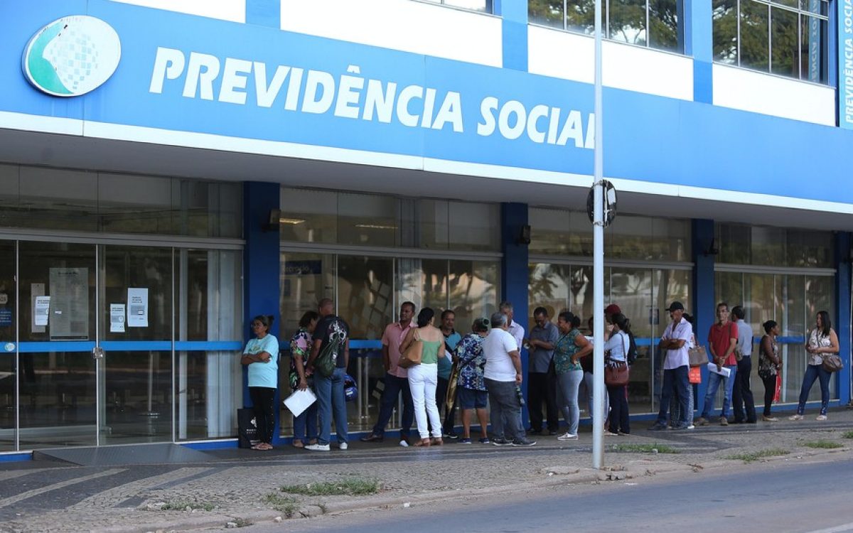 Agências do INSS fecham até 3 de fevereiro e sistemas digitais ficam fora do ar