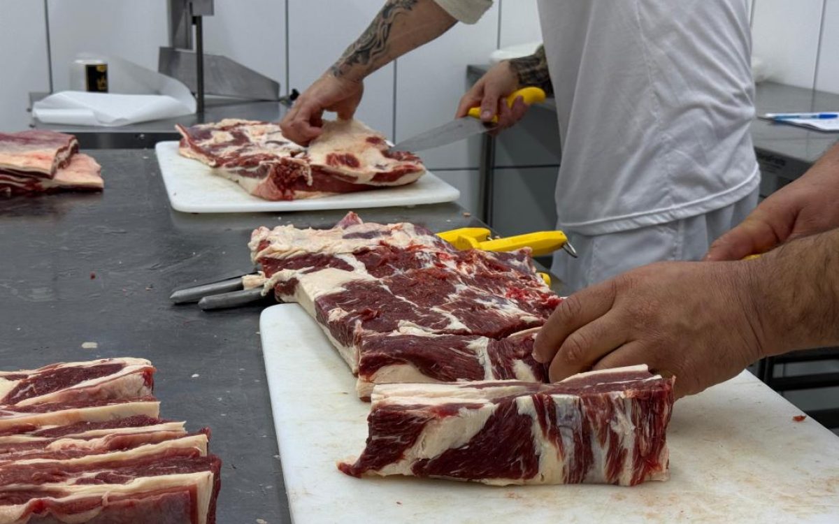 Agroindústrias de Alegrete acumulam prejuízos milionários enquanto aguardam regularização do SISBI