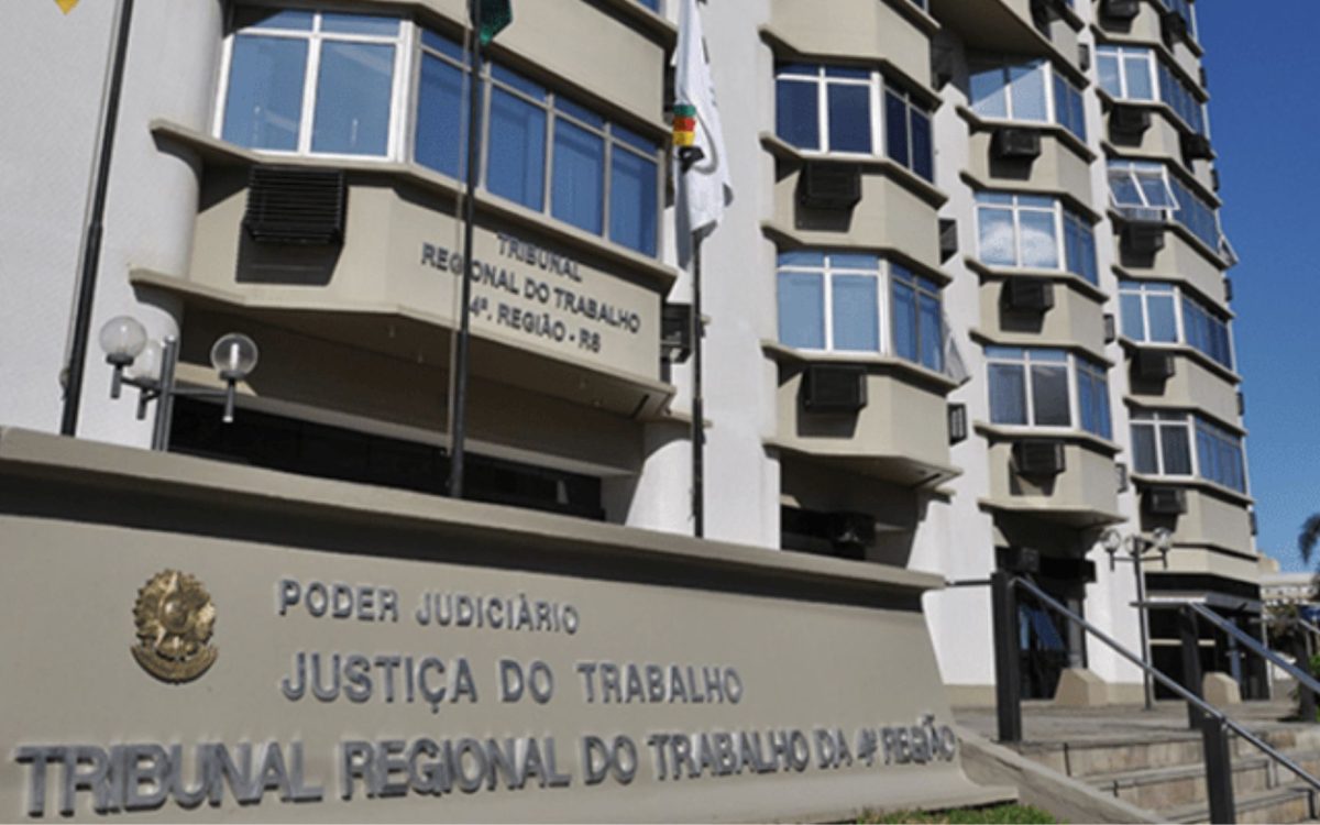 Quem fica com a vaga? Candidatas a estágio no TRT4 empatam em nota e até na data e hora de nascimento