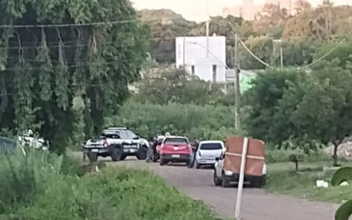 Perícia criminal realiza análises técnicas para esclarecer morte de jovem em Uruguaiana