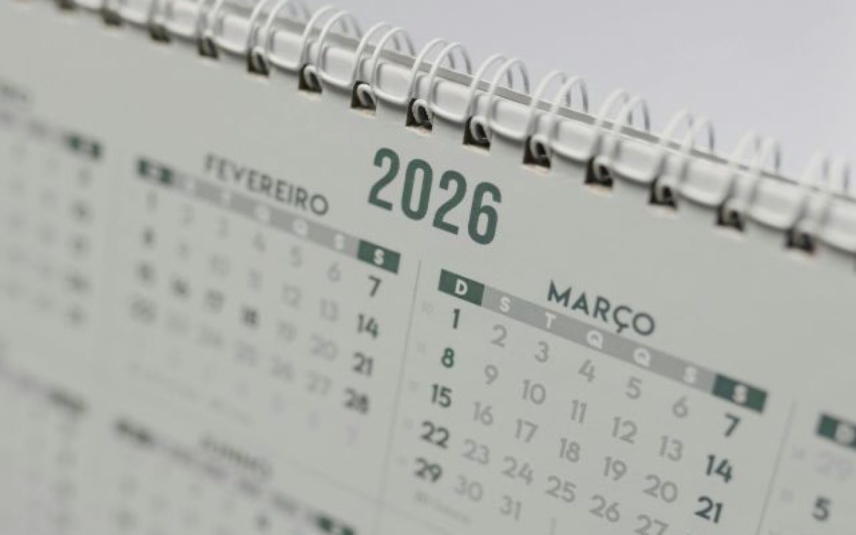 Calendário de 2026 anima trabalhadores com feriados em segundas e sextas