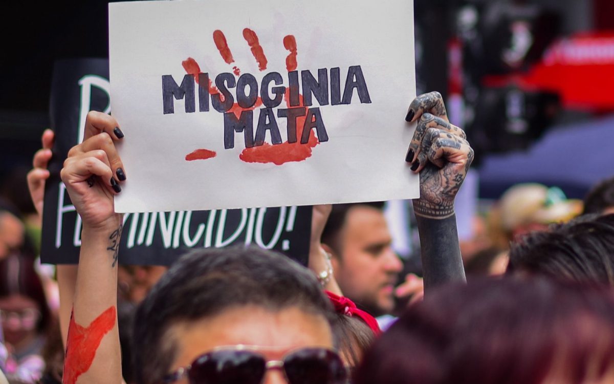 Não me pergunte “e os homens?” diante de um feminicídio