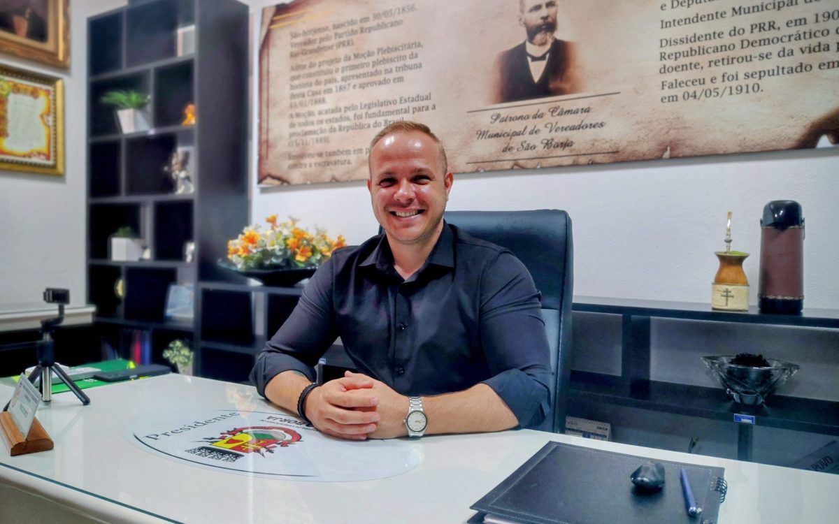 Presidente da Câmara apresenta plano de gestão com foco em transparência e aproximação com a comunidade