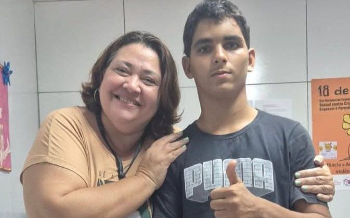 “A sociedade preferiu te jogar na jaula dos leões”: conselheira quebra silêncio e conta quem era Gerson, jovem morto por leoa