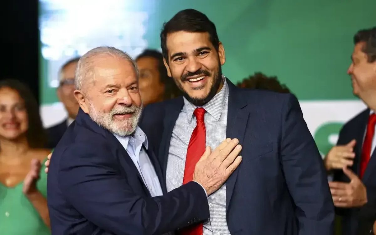 De personagem da Lava Jato ao Supremo: quem é Jorge Messias, novo indicado de Lula ao STF