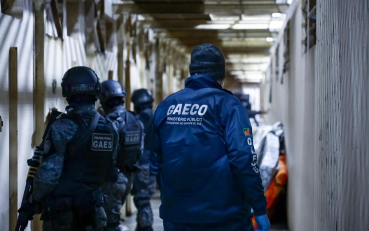 Operação Vis Legis combate ameaças a policiais e entrada de ilícitos em presídios da Fronteira Oeste