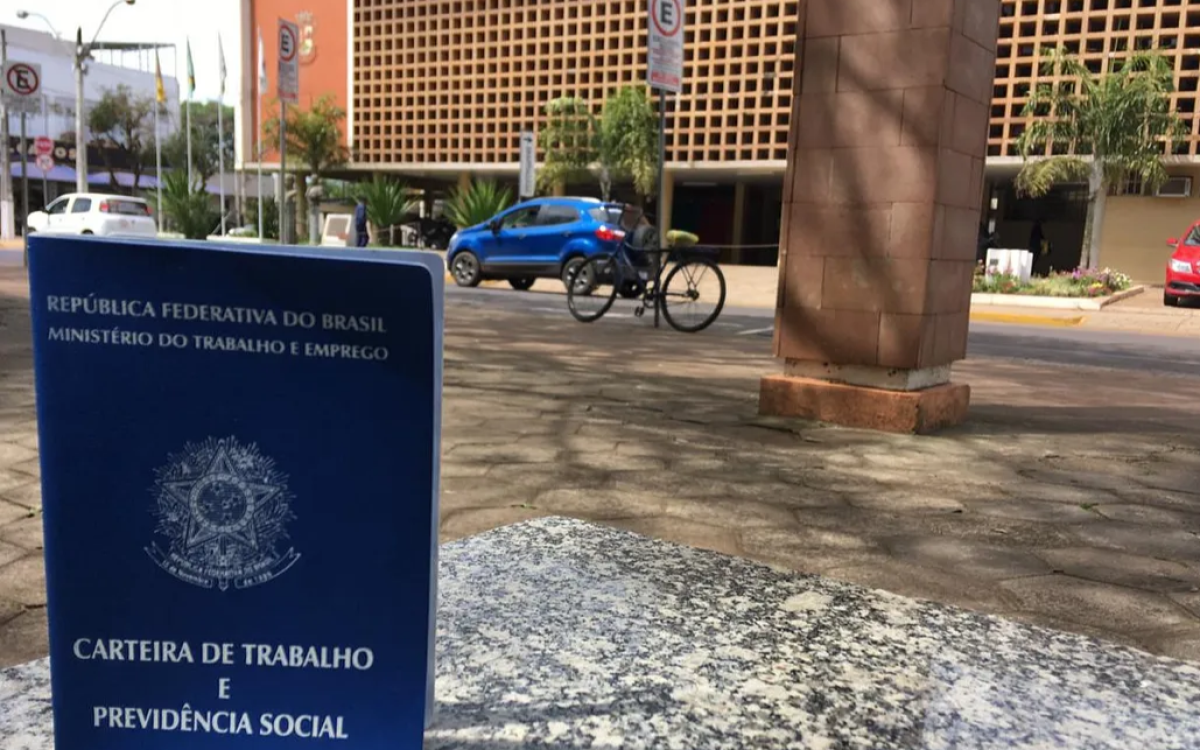 São Borja registra saldo positivo na geração de empregos em 2025, mas cenário recente indica retração