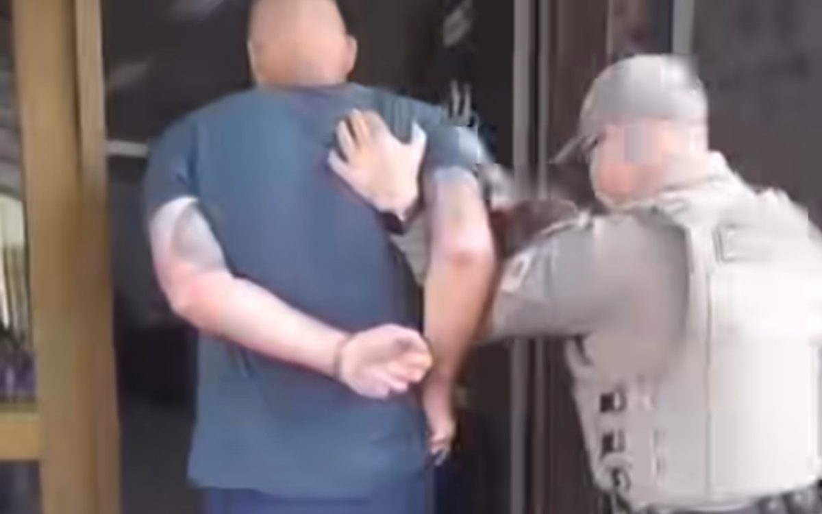 Homem tenta matar ex-mulher, foge com a filha e é preso após perseguição na Região Central