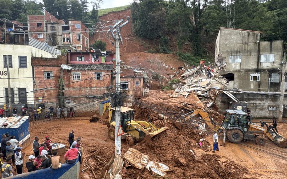 RS mobiliza apoio a cidades de MG afetadas por temporais que já deixaram 40 mortos