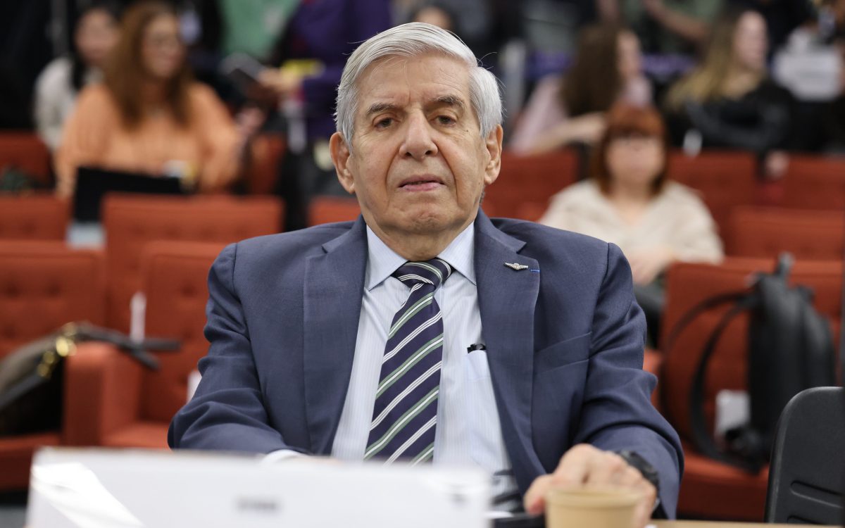 Moraes concede prisão domiciliar a Augusto Heleno, condenado a 21 anos na trama golpista