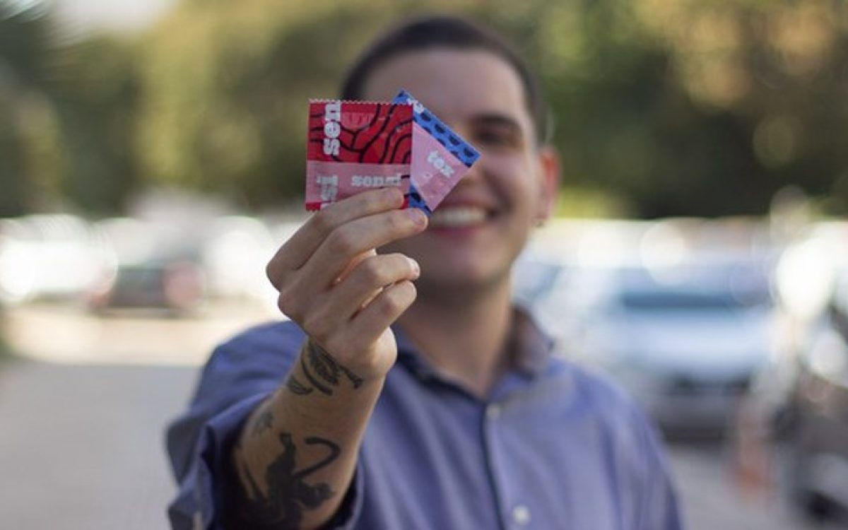 Ministério da Saúde lança camisinhas texturizadas e ultrafinas para incentivar o uso e reforçar prevenção