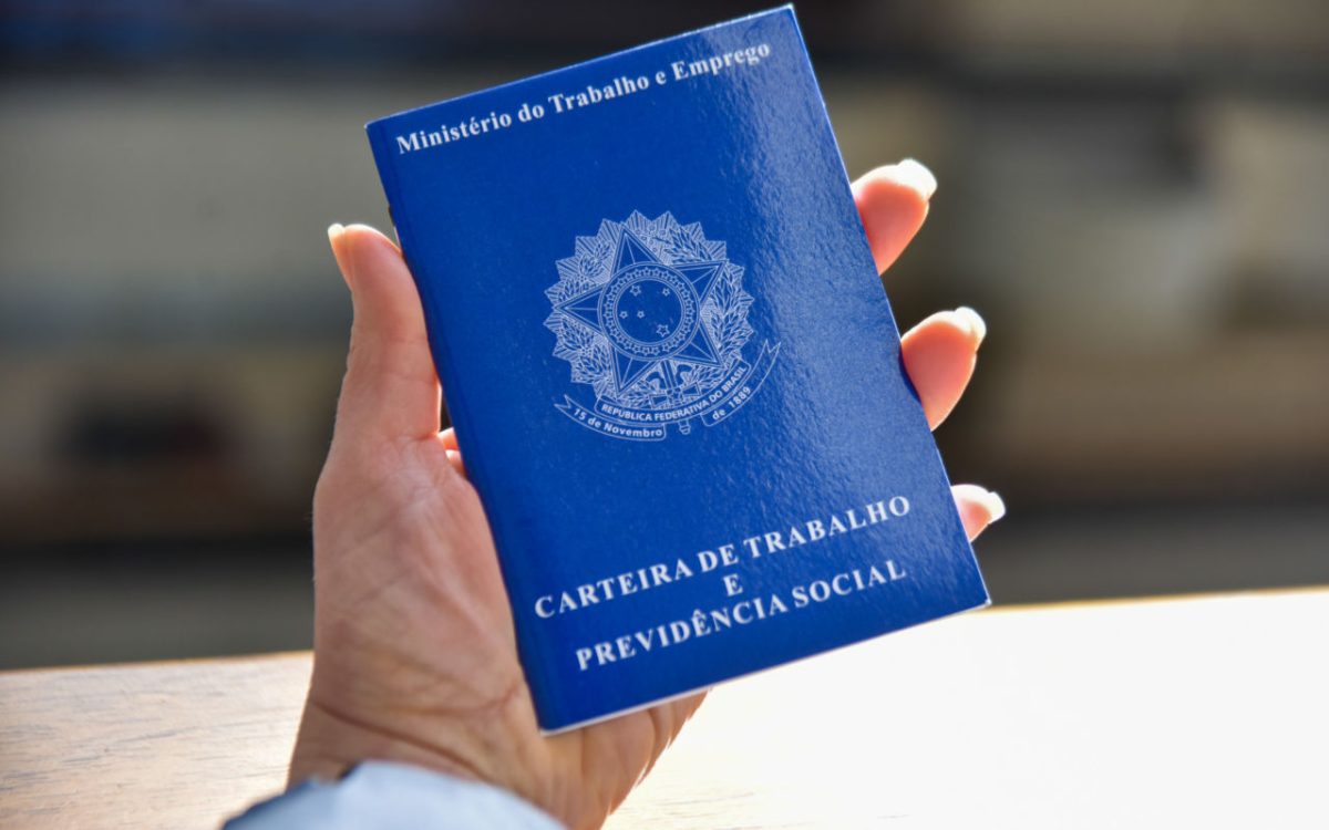 Desemprego no Brasil atinge menor nível da série histórica e São Borja mantém saldo positivo no mercado formal em outubro