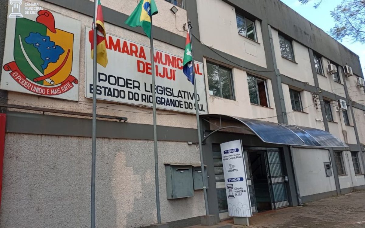 Câmara de Ijuí aprova aumento para prefeito que já ganha acima do salário do governador
