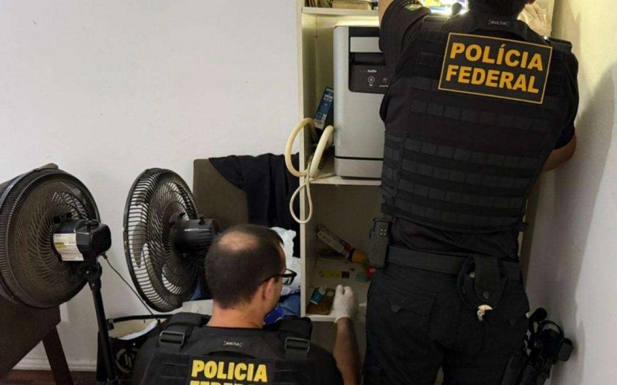 Polícia Federal prende homem em Porto Alegre suspeito de extorsão de menores com material sexual