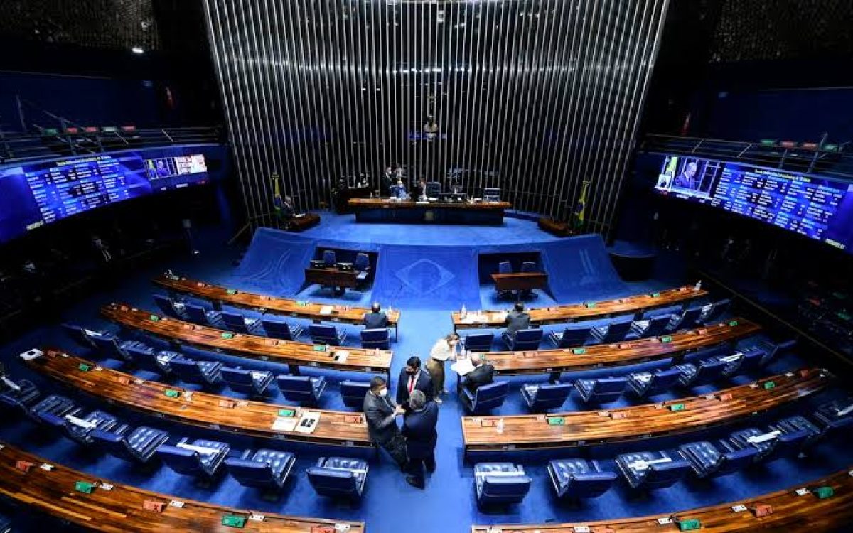 Congresso avança com “pacote da impunidade” que limita investigações contra parlamentares