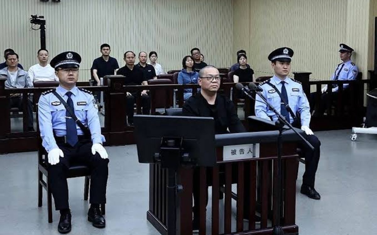 China executa ex-banqueiro condenado por receber US$ 156 milhões em subornos