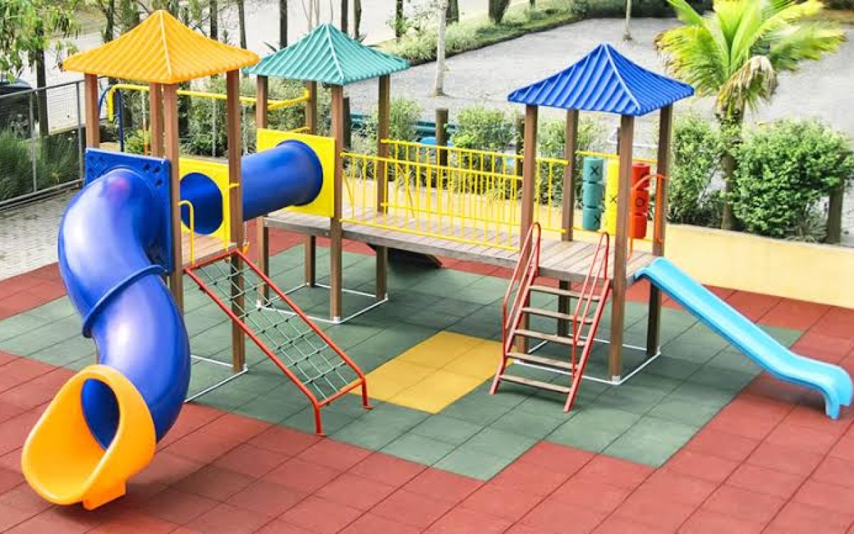 Prefeitura de São Borja investe R$ 432 mil na compra de 23 parques infantis para escolas municipais