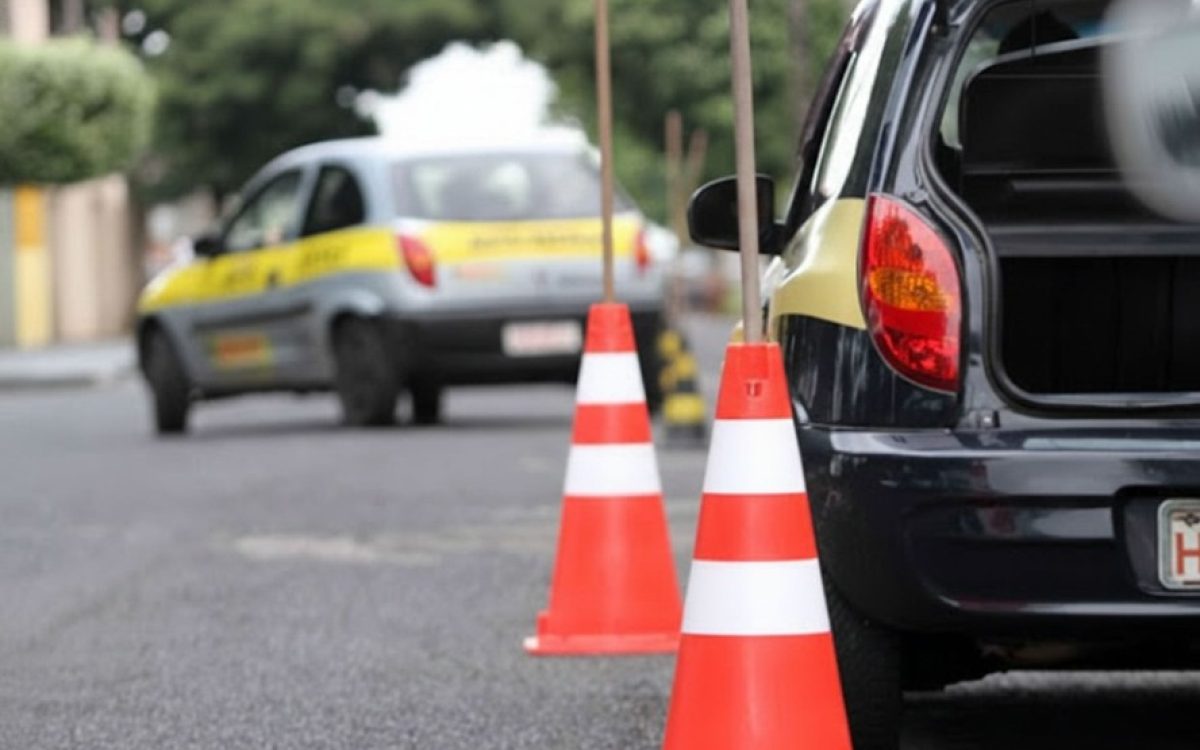 Sindicato critica fim da baliza no exame de direção e alerta para risco à formação de motoristas no RS
