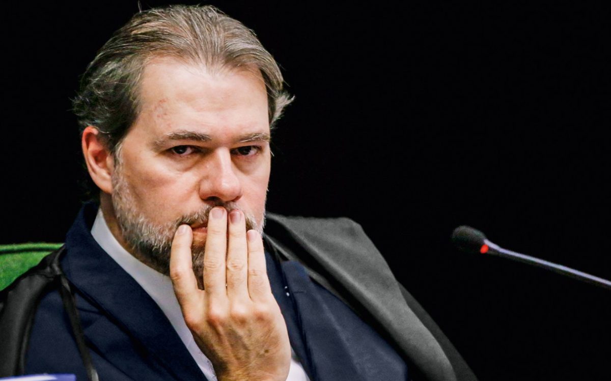 PF aponta indícios de crimes de Toffoli no Caso Master e mensagens revelam pagamentos, citam reportagens