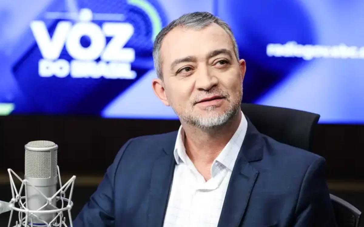 Edegar Pretto lidera ao Piratini e Eduardo Leite desponta na corrida ao Senado, aponta Methodus