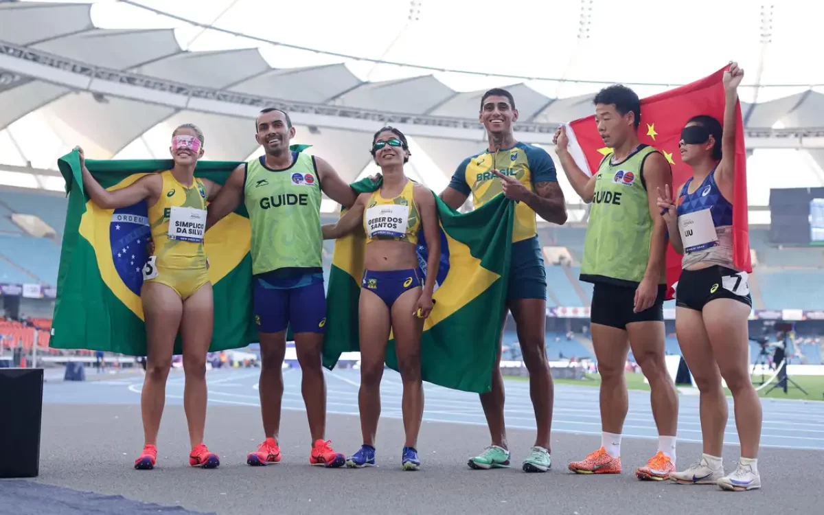 Brasil faz história e conquista pela primeira vez o topo do Mundial de Atletismo Paralímpico